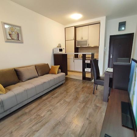 Apartment Adrialux Budva Bagian luar foto