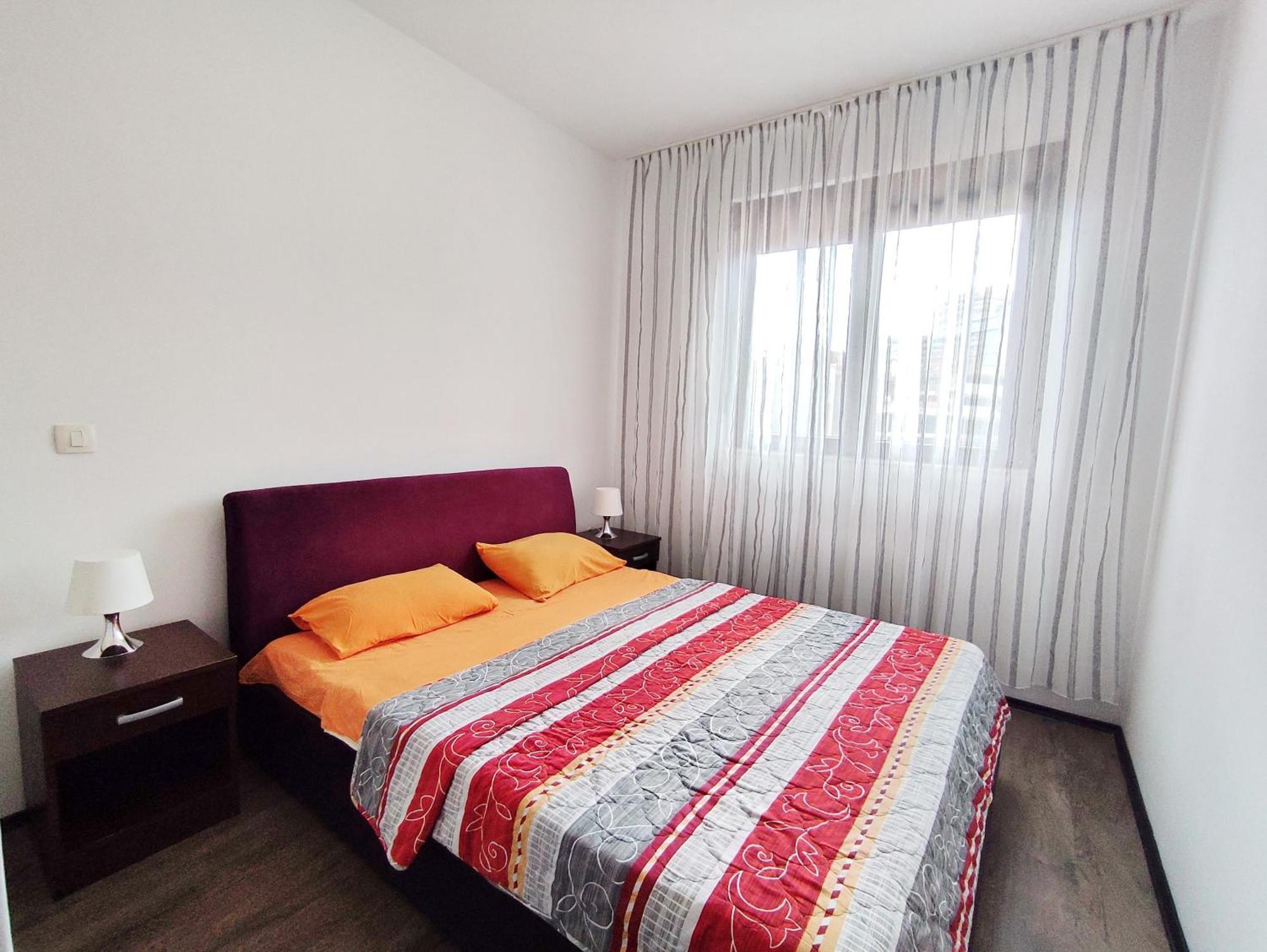 Apartment Adrialux Budva Bagian luar foto